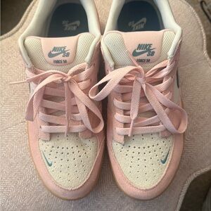Nike SB Blush and Beige Skate Shoes